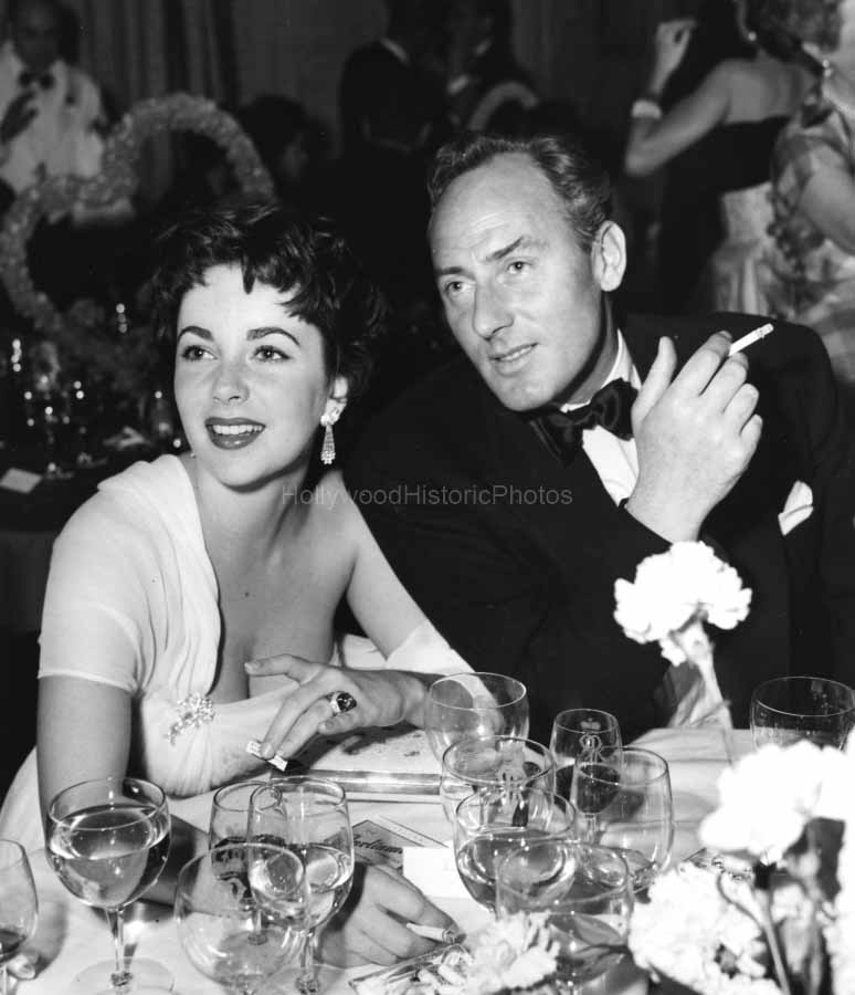 Elizabeth Taylor 1953.jpg